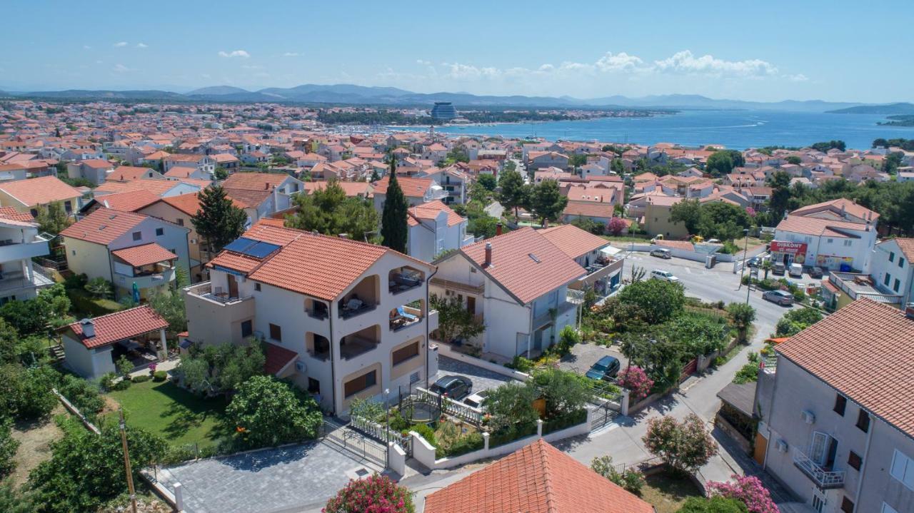 Iva Apartmani Vodice Exterior photo