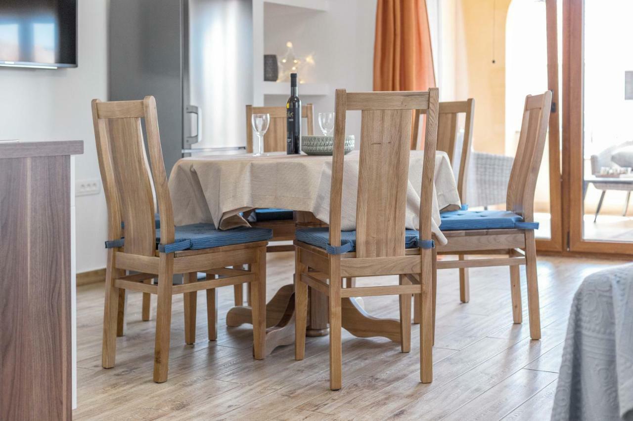 Iva Apartmani Vodice Exterior photo